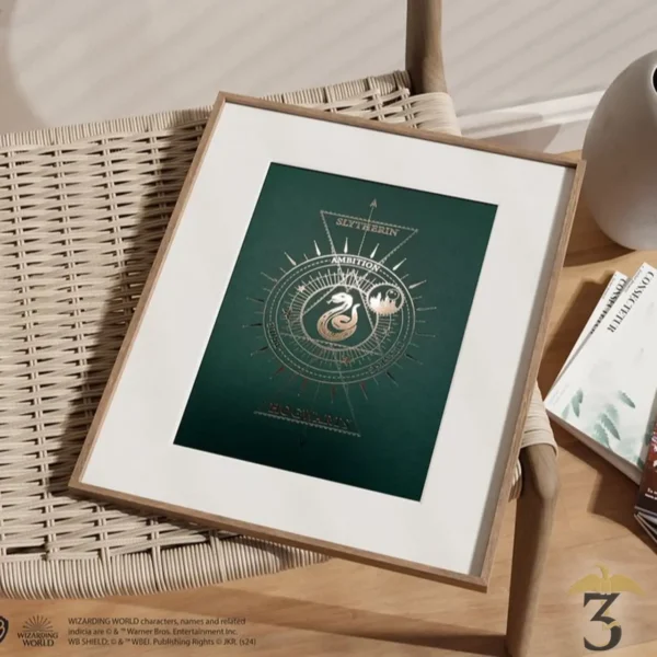 Affiche deluxe letterpress arteonn / wizarding world – serpentard 21×30 - Les Trois Reliques, magasin Harry Potter - Photo N°5