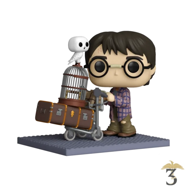 Figurine Pop! Deluxe Harry Pushing Trolley - Les Trois Reliques, magasin Harry Potter - Photo N°1