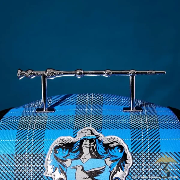 Sac a dos loungefly ravenclaw baguette - Les Trois Reliques, magasin Harry Potter - Photo N°4